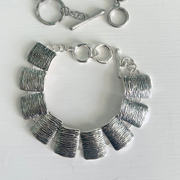 Trendy Set of 2 silvertone round & rectangle shape link bracelets toggle closure - Picture 2 of 4